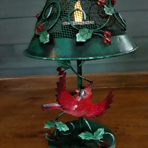 Tin Cardinal Tea Light Holder with Shade - Picture 1 of 5